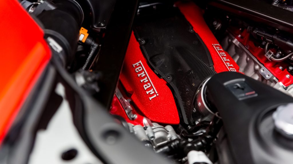 Ferrari SF90 Stradale engine